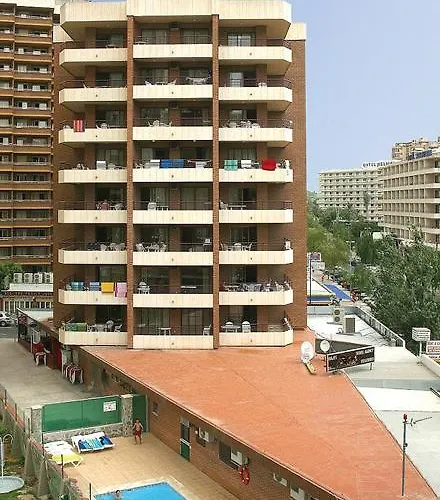 Carlos V アパート *