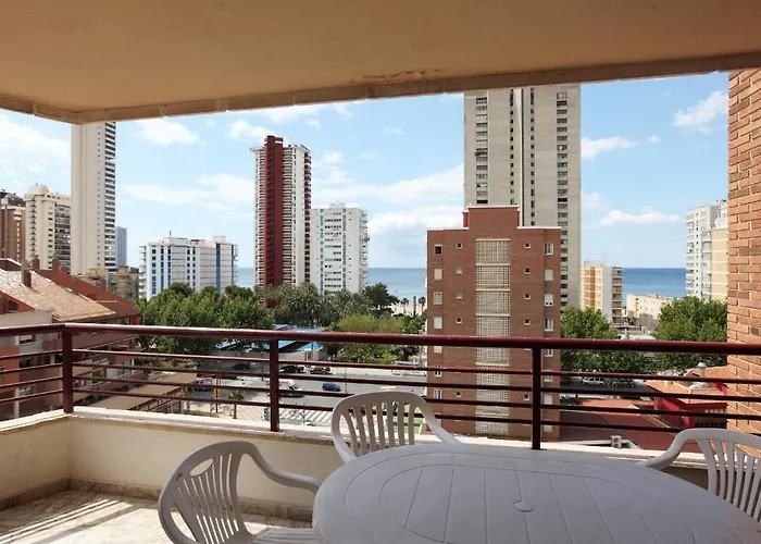 アパート Carlos V ベニドルム